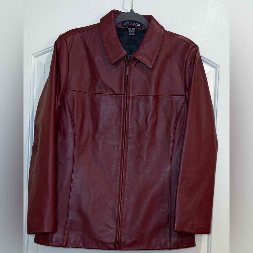 J G Hook vintage deep red leather jacket zip front lined. Size Medium